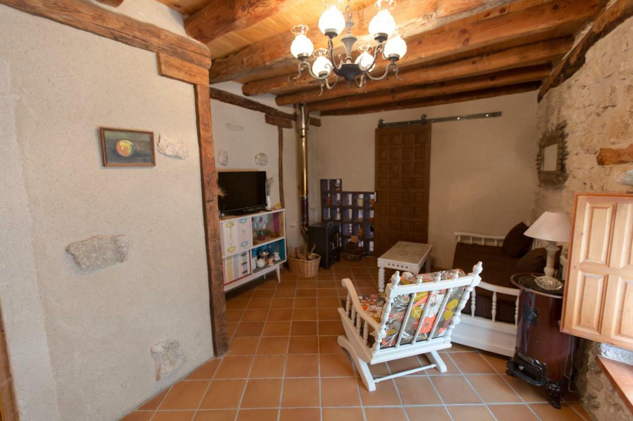 Casilla Fuentes Villa Fuentes de Cuellar Exterior photo
